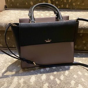 Kate Spade black and taupe top handle with long strap. Perfect condition😍